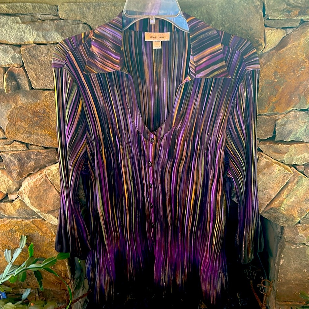 Mardi Gras Flowy Tunic Top Purple Black Gold;Button Front;3/4 Bell Sleeves;NWOT - Picture 2 of 12